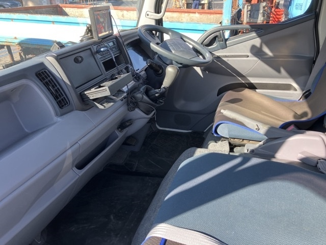 MITSUBISHI CANTER 2016