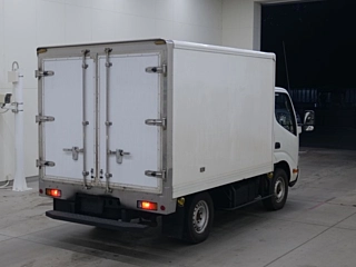 TOYOTA DYNA 2018