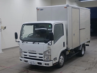 ISUZU ELF 2013
