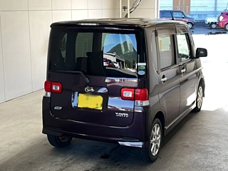 DAIHATSU TANTO 2013