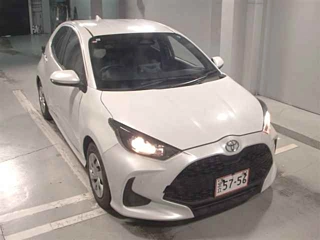 TOYOTA YARIS 2024