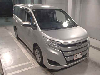 TOYOTA NOAH 2019
