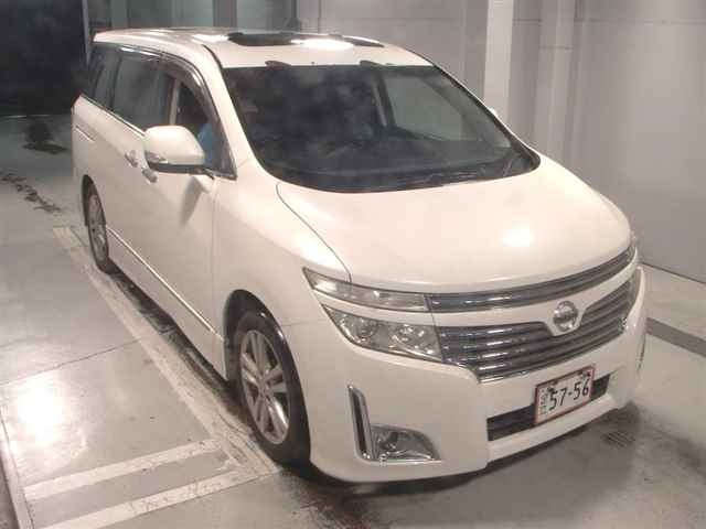 NISSAN ELGRAND 2010