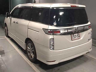 NISSAN ELGRAND 2010