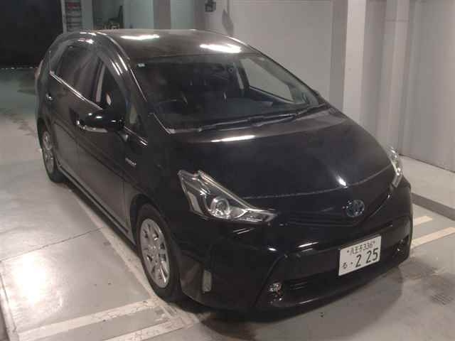 TOYOTA PRIUS ALPHA 2018