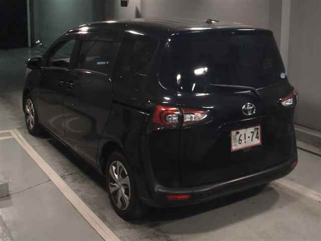 TOYOTA SIENTA 2018