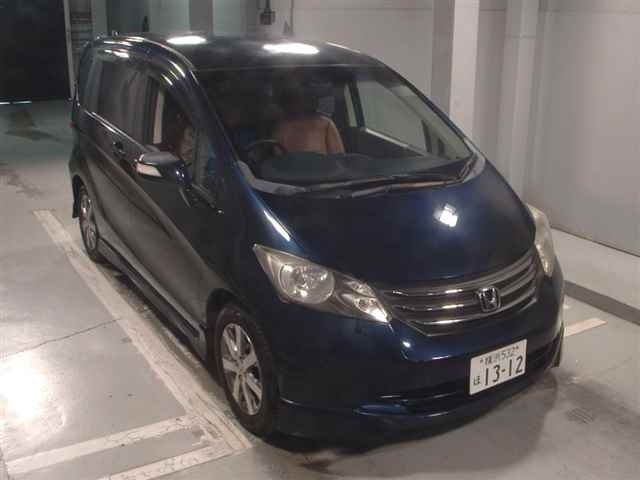 HONDA FREED 2009