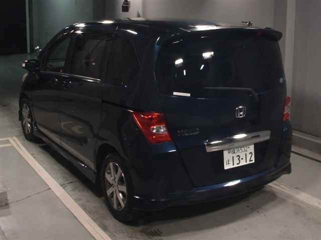HONDA FREED 2009