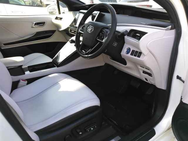 TOYOTA MIRAI 2016