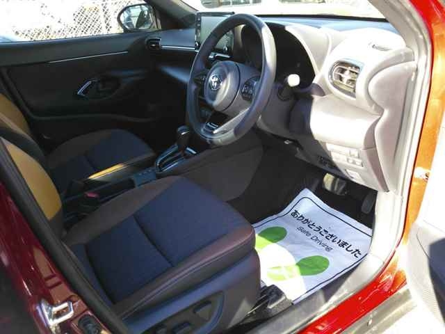 TOYOTA YARIS CROSS 2023