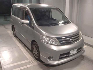 NISSAN SERENA 2010