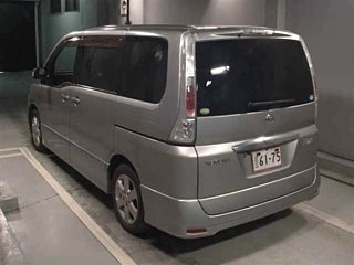 NISSAN SERENA 2009