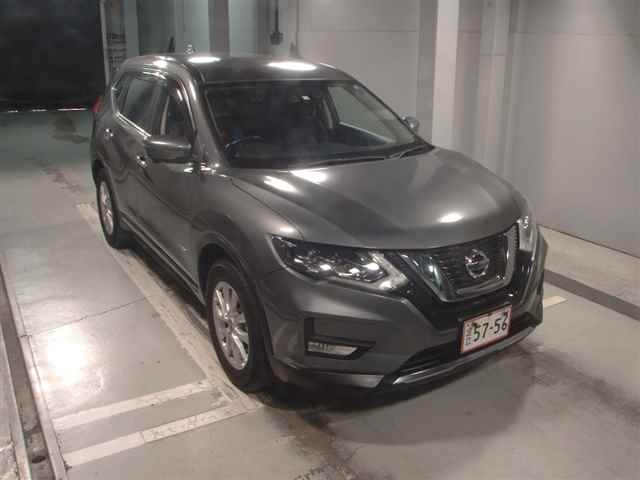 NISSAN X-TRAIL 2018