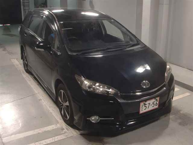 TOYOTA WISH 2014