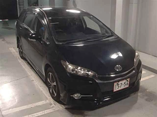 TOYOTA WISH 2014