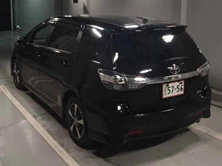 TOYOTA WISH 2014