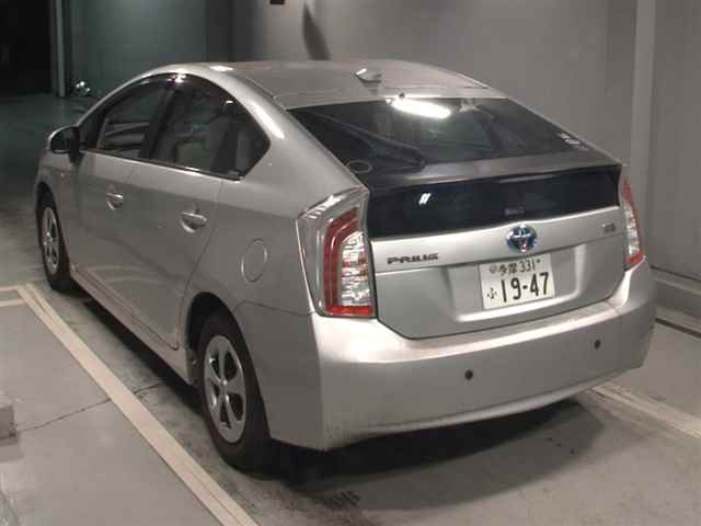 TOYOTA PRIUS 2014