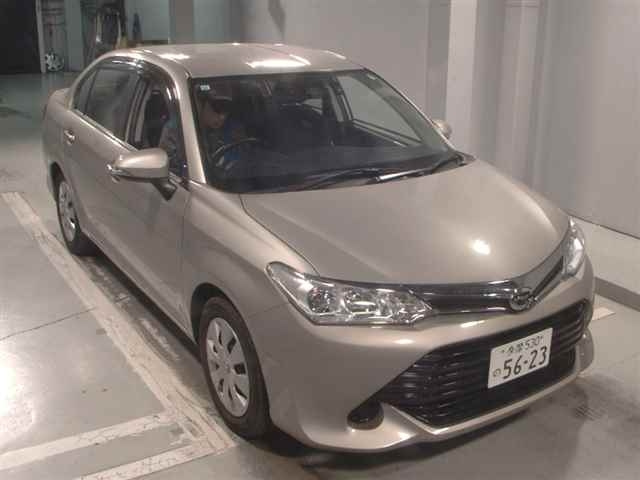 TOYOTA COROLLA AXIO 2015