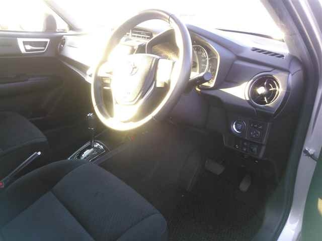 TOYOTA COROLLA AXIO 2015