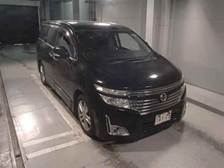 NISSAN ELGRAND 2011