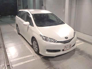 TOYOTA WISH 2014