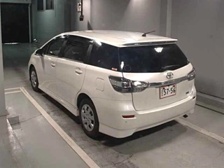 TOYOTA WISH 2014