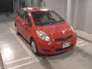 TOYOTA VITZ 2010