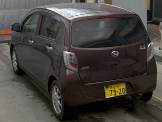 DAIHATSU MIRA E S 2013