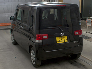 DAIHATSU TANTO 2011