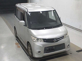 NISSAN ROOX 2009