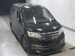 NISSAN SERENA 2013