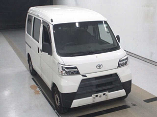 TOYOTA PIXIS VAN 2020