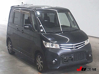 NISSAN ROOX 2012