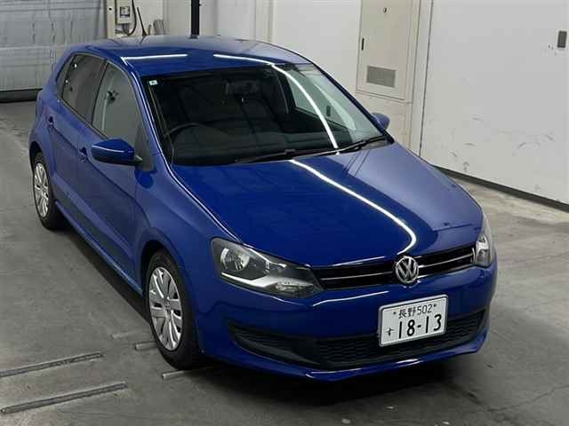 VOLKSWAGEN POLO 2012