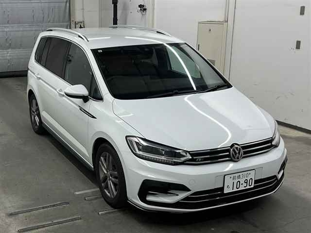 VOLKSWAGEN GOLF TOURAN 2017
