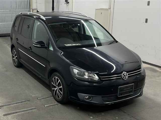VOLKSWAGEN GOLF TOURAN 2014