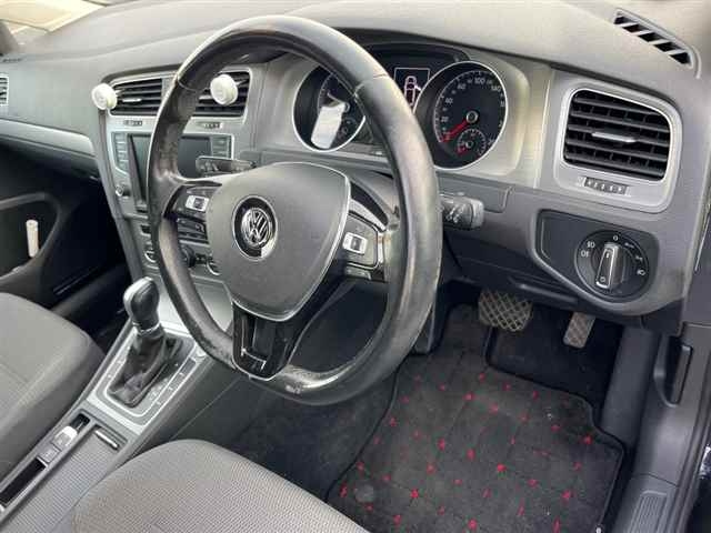 VOLKSWAGEN GOLF 2015