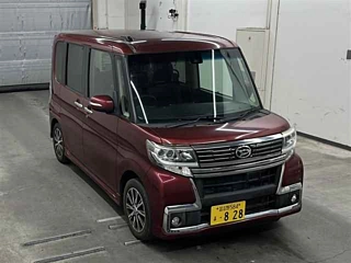 DAIHATSU TANTO 2015