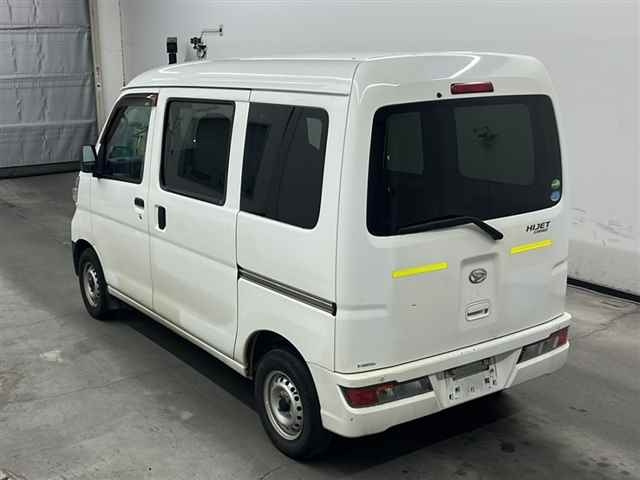 DAIHATSU HIJET VAN 2018