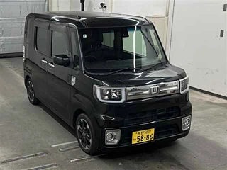 DAIHATSU WAKE 2017
