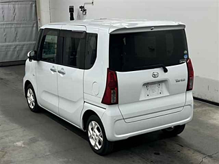 DAIHATSU TANTO 2020