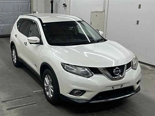 NISSAN X-TRAIL 2015