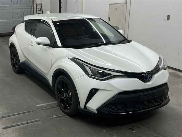TOYOTA C-HR 2021