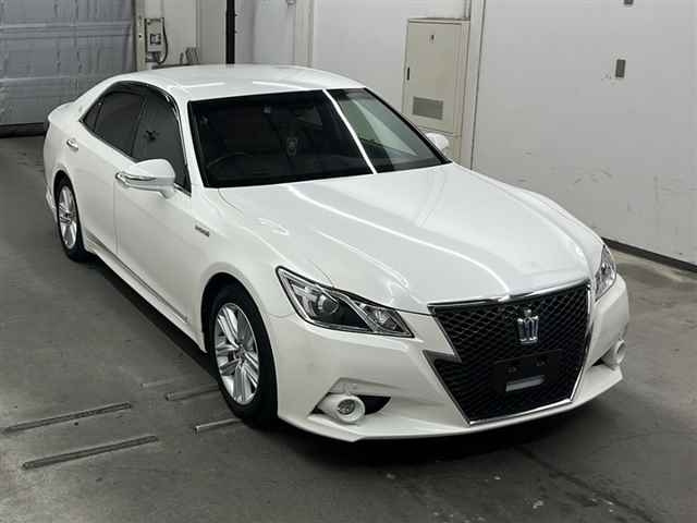 TOYOTA CROWN 2013