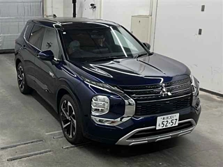 MITSUBISHI OUTLANDER PHEV 2024