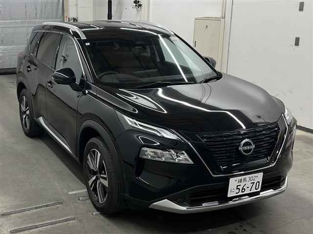 NISSAN X-TRAIL 2024