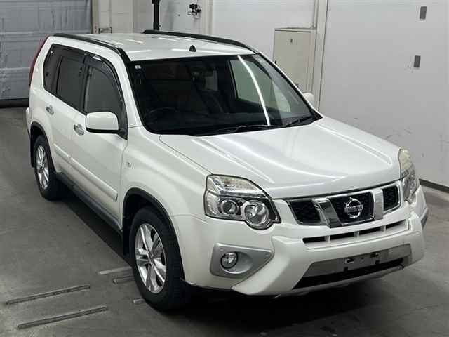 NISSAN X-TRAIL 2013