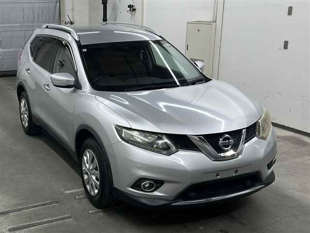 NISSAN X-TRAIL 2016