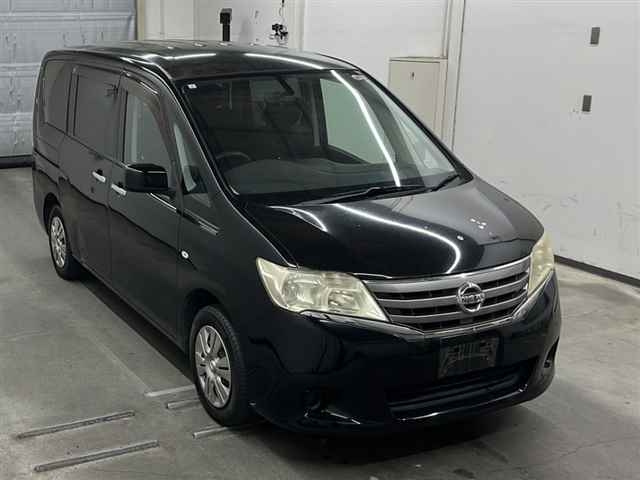 NISSAN SERENA 2011