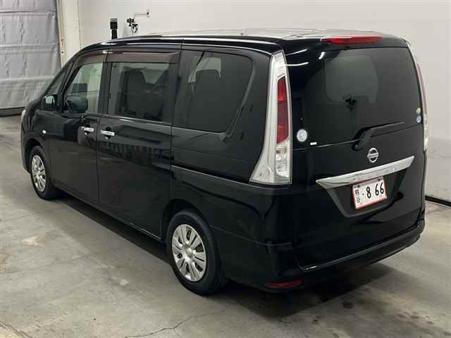 NISSAN SERENA 2011